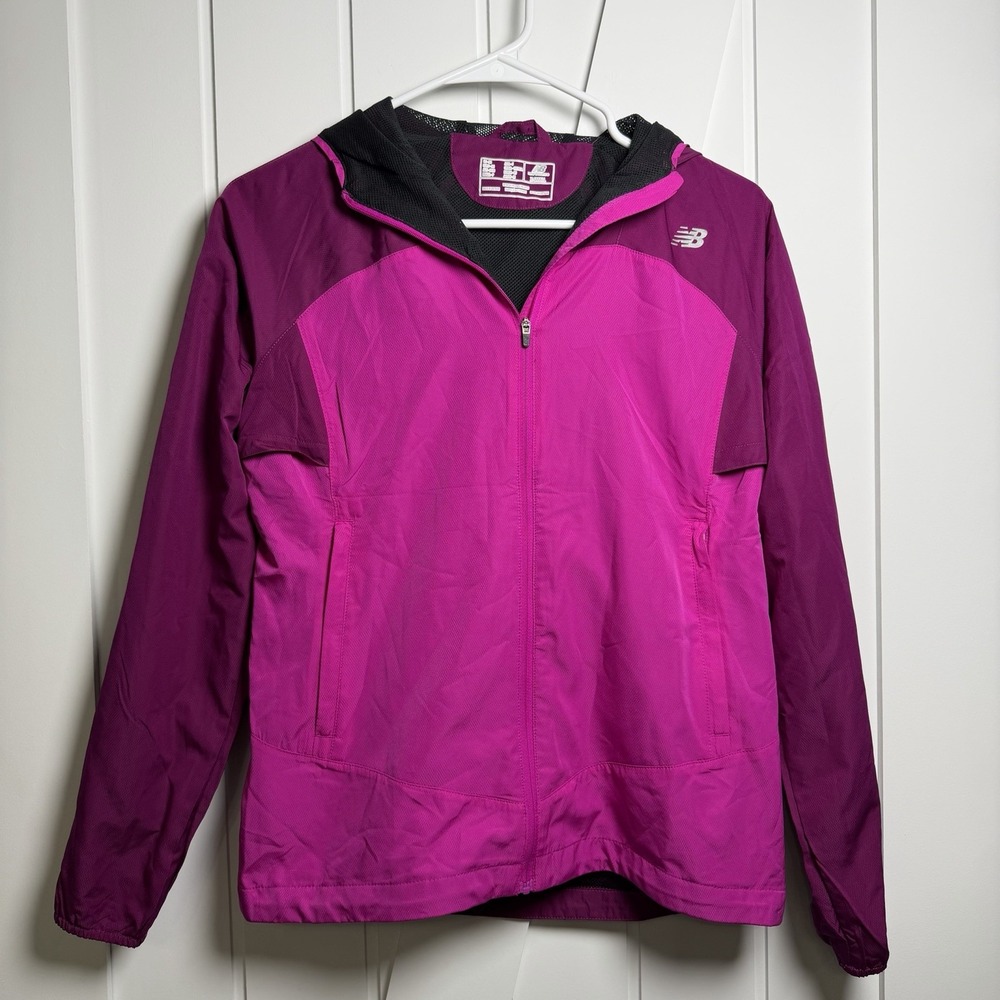 New Balance Women's Windbreaker Jacket Size XS Pink Magenta Zipper Front Hooded